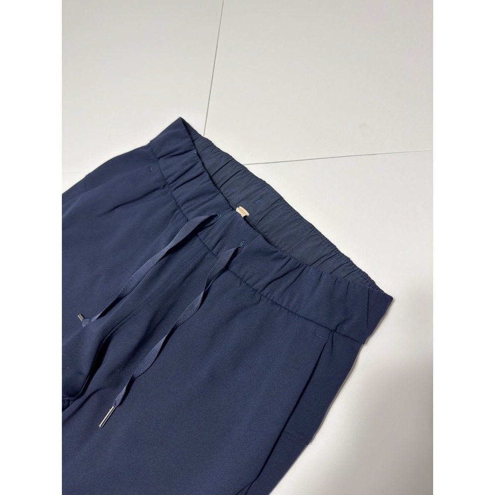Lululemon Women's On the Fly Pant Size 6 Navy Athleisure Travel Loungewear Gym - Picture 7 of 12